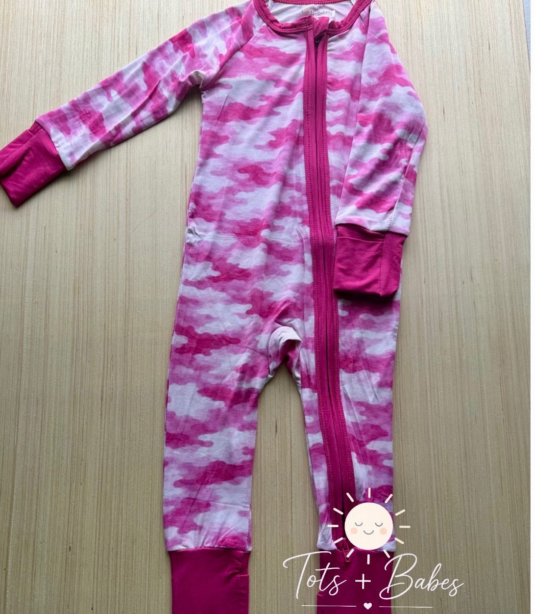 Cozy Camo Zippies